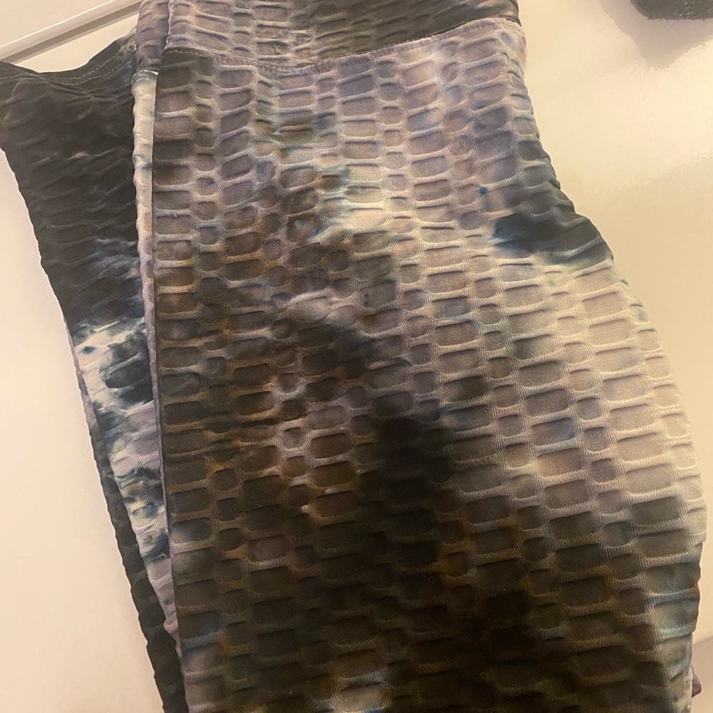 Tie-Dye Textured Leggings